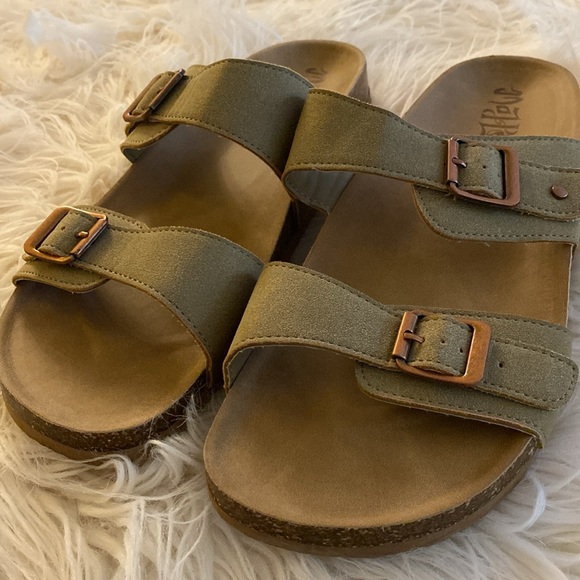 MAD LOVE sandals - Picture 10 of 11